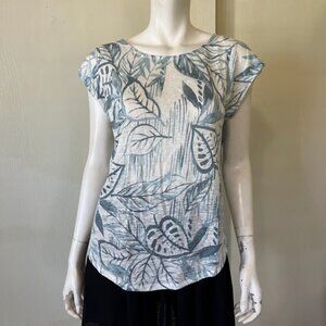 NEW Tahari Shirt Medium